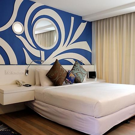 Batik Boutique Hotel Кучинг Екстериор снимка